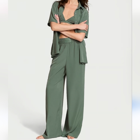 Victoria's Secret lux crepe long pijama set  with Wide-Leg Design size Large NWT - Picture 1 of 16